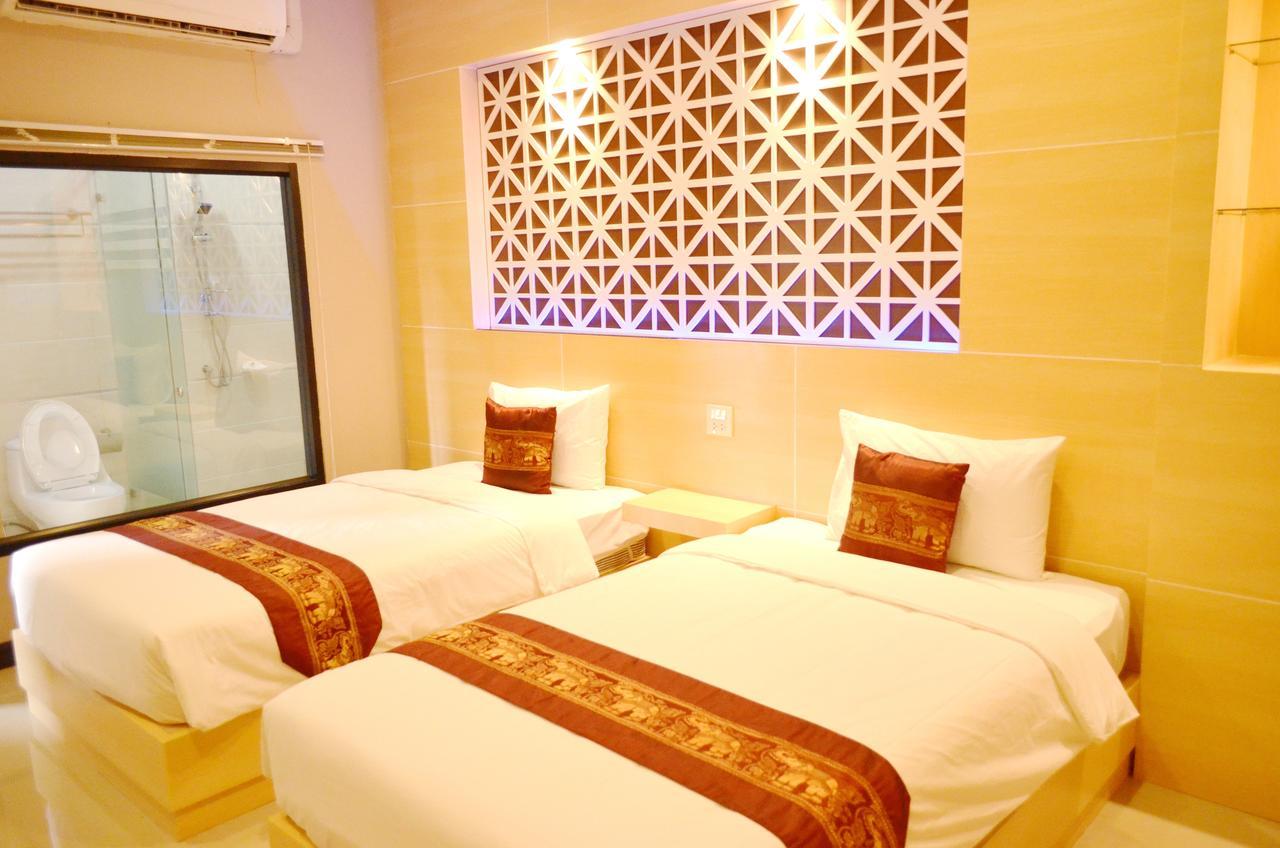Thatluangview Hotel Vientiane Esterno foto